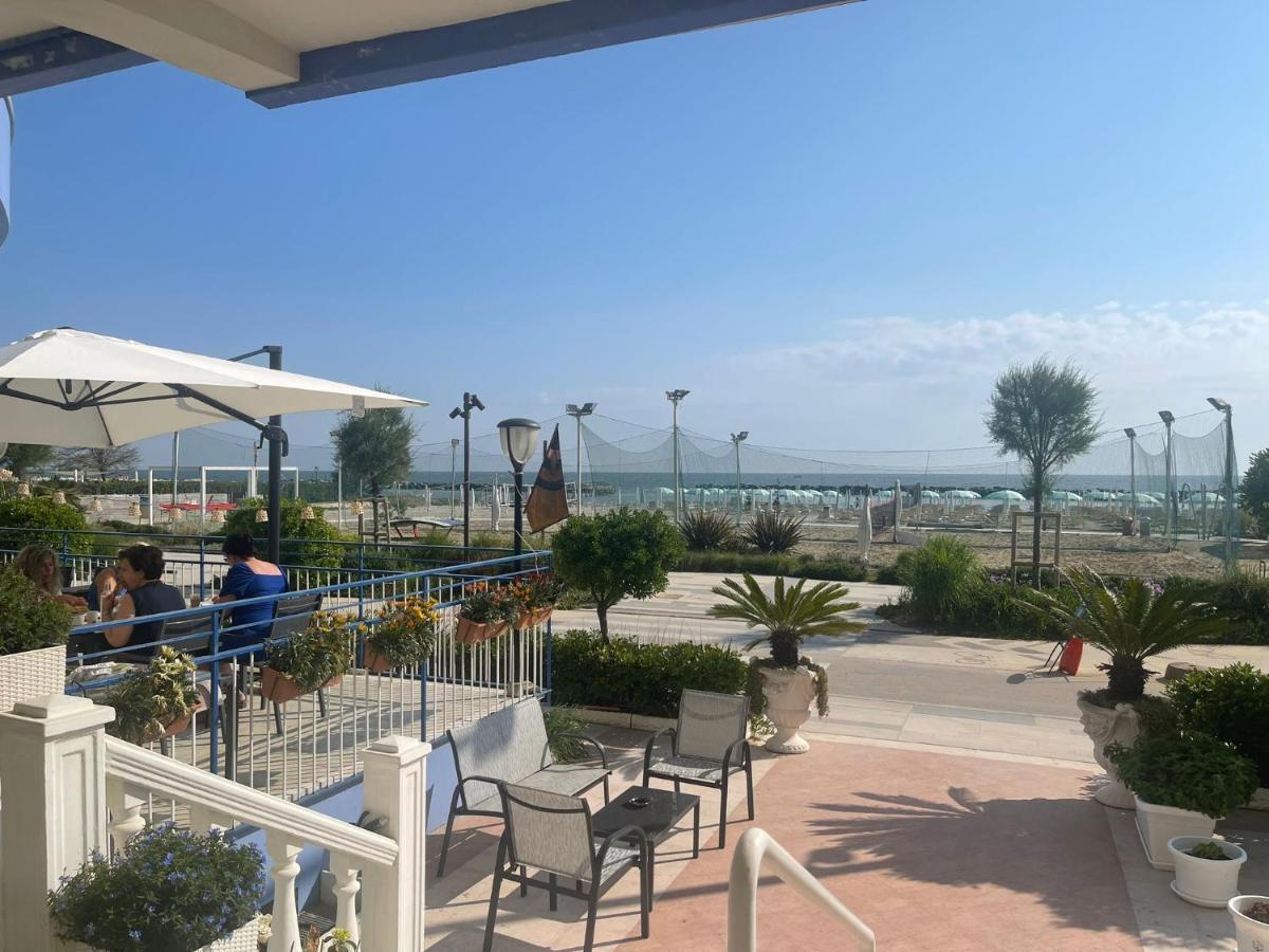 Hotel Ideal Rimini Exterior foto