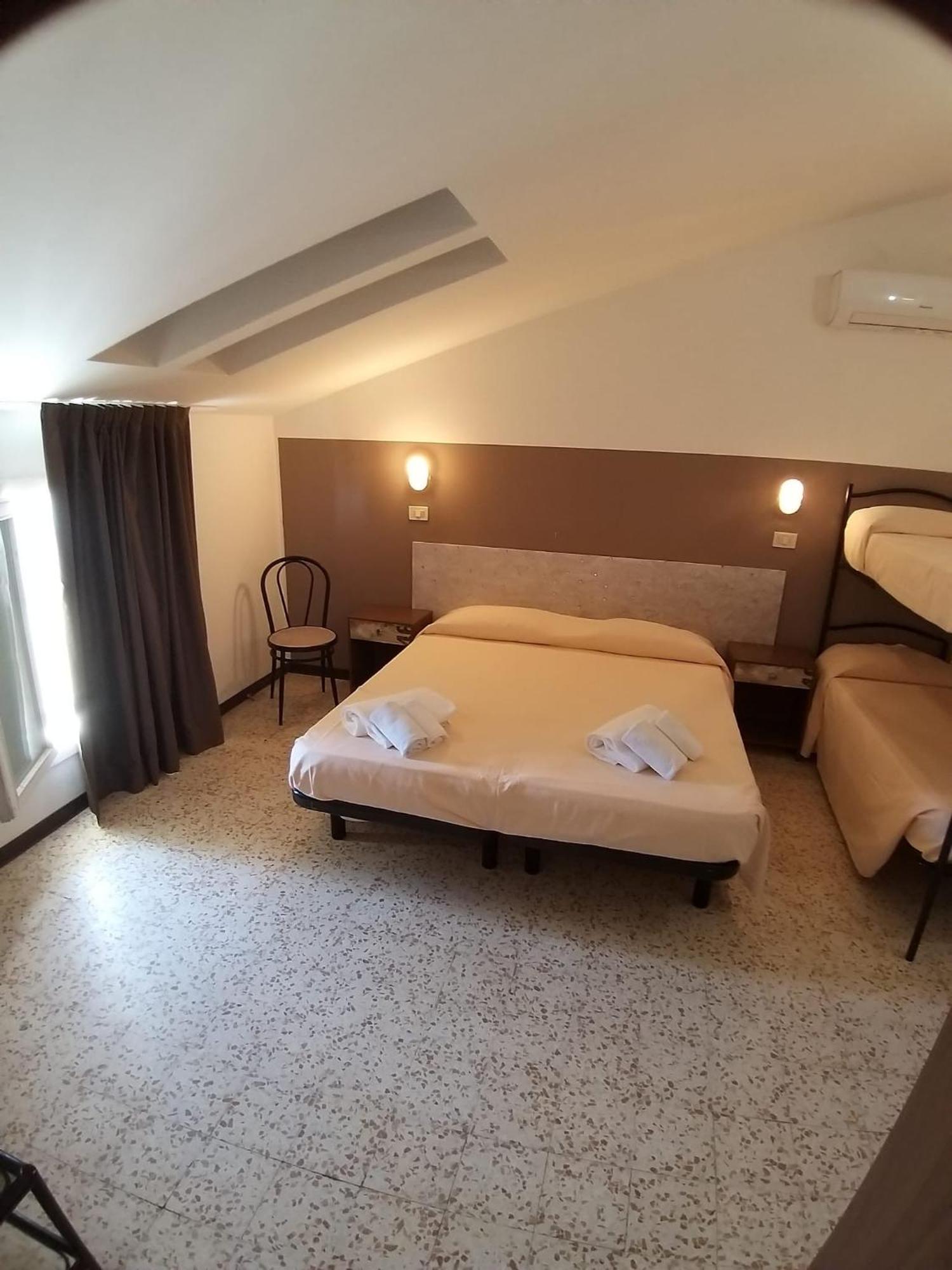 Hotel Ideal Rimini Exterior foto