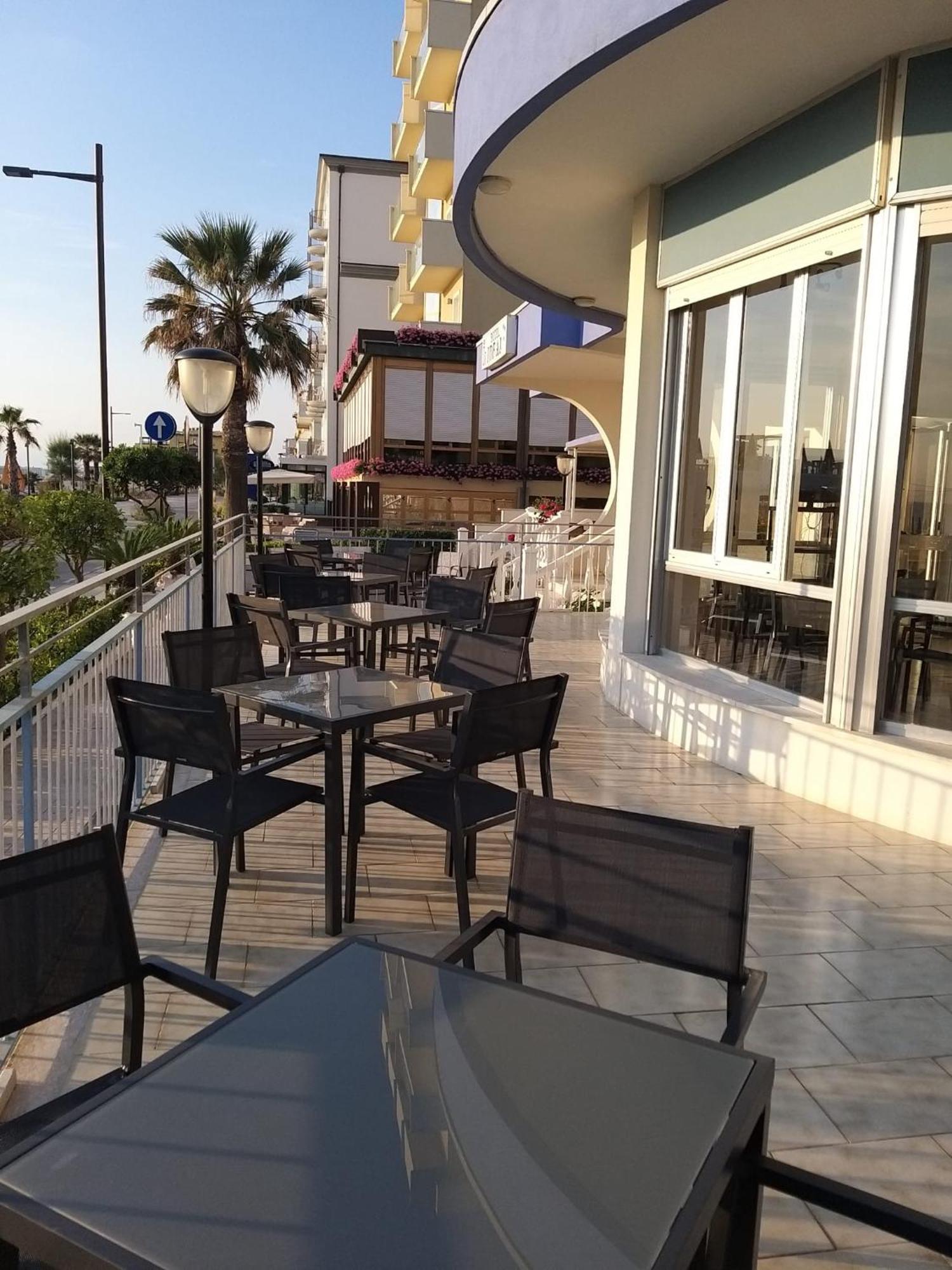 Hotel Ideal Rimini Exterior foto