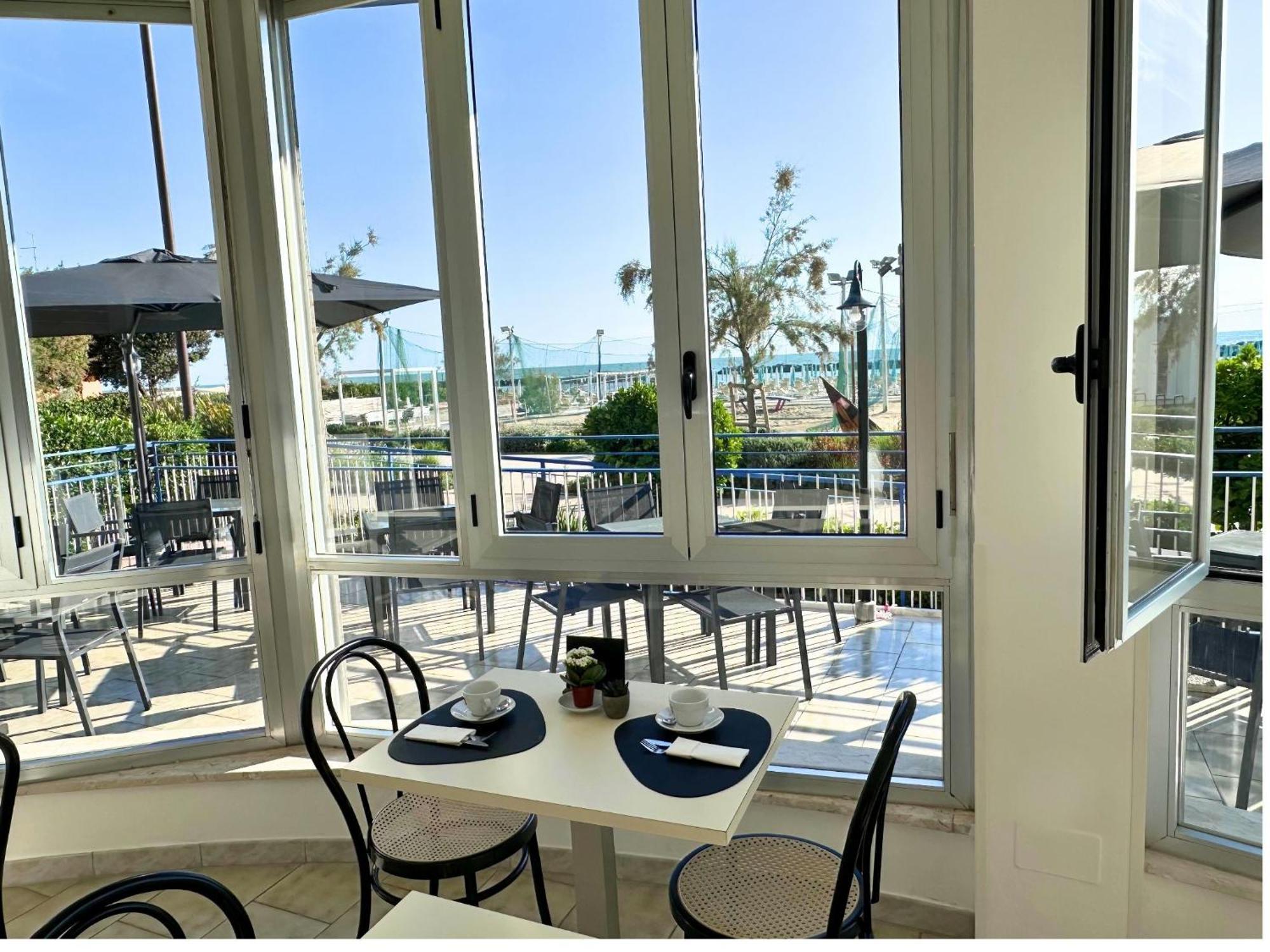 Hotel Ideal Rimini Exterior foto