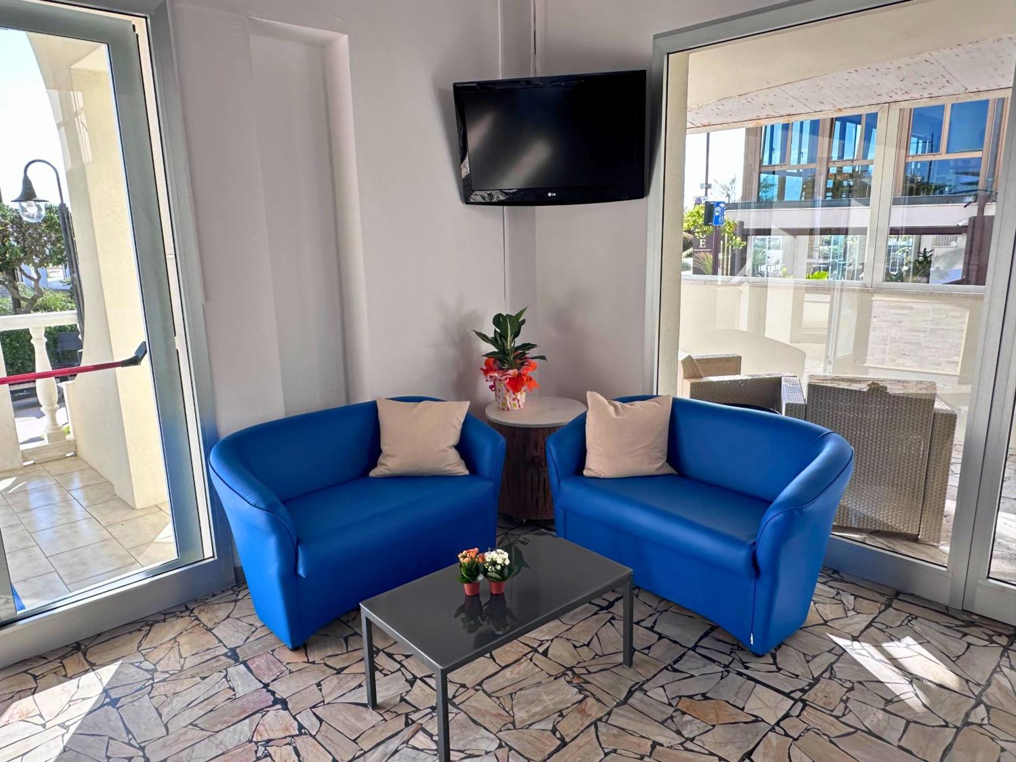 Hotel Ideal Rimini Exterior foto